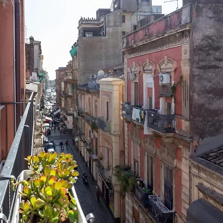 Centre Apartment Grotte Bianche Catania Exterior photo