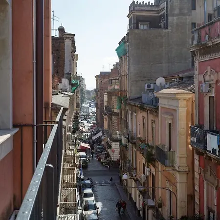 Centre Apartment Grotte Bianche Catania Exterior photo